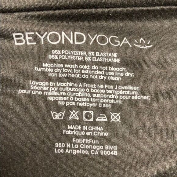 NWT Beyond Yoga Hidden Pocket Infinity Scarf - Picture 7 of 7